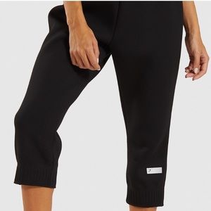 GYMSHARK ruched cropped joggers